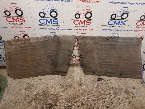Zetor 8111, 8145, 9111, 9145, 10111 Side Grille Panel 83305020, 83305010 - Radiatora reste - Traktors: foto 1 Zetor 8111, 8145, 9111, 9145, 10111 Side Grille Panel 83305020, 83305010 - Radiatora reste - Traktors: foto 1