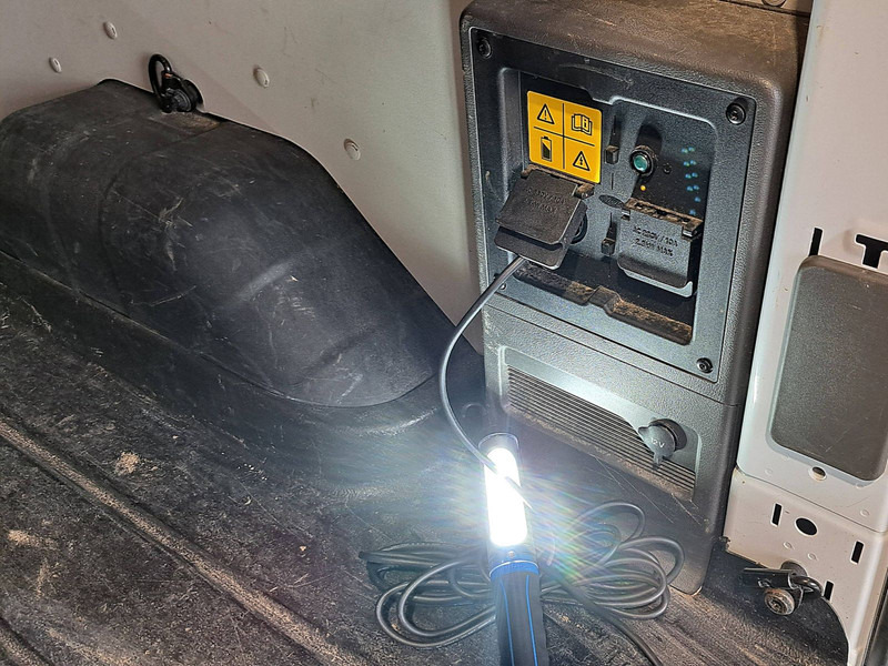 Kravas mikroautobuss, Elektriskais furgons Ford E-Transit  L2H2 68KWH Navi !: foto 14