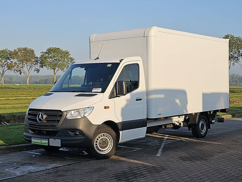 Mercedes-Benz Sprinter 317 Bakwagen Laadklep! - Furgons ar slēgtā virsbūve: foto 2 Mercedes-Benz Sprinter 317 Bakwagen Laadklep! - Furgons ar slēgtā virsbūve: foto 2