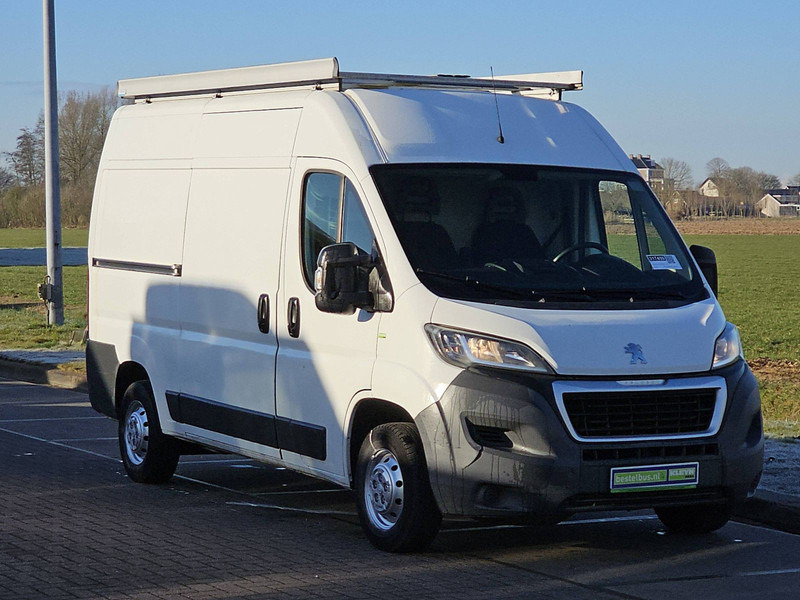 Peugeot Boxer 2.2 L2H2 Airco Imperiaal - Mazs furgons: foto 4 Peugeot Boxer 2.2 L2H2 Airco Imperiaal - Mazs furgons: foto 4