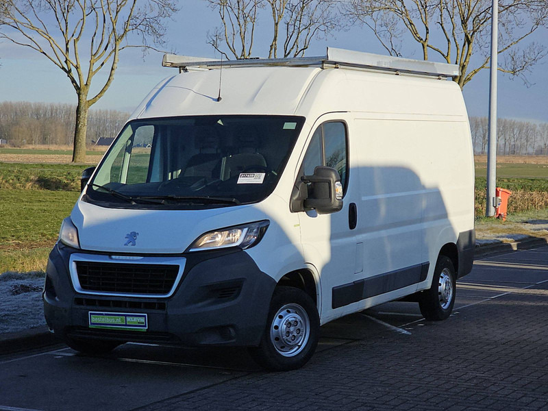 Peugeot Boxer 2.2 L2H2 Airco Imperiaal - Mazs furgons: foto 2 Peugeot Boxer 2.2 L2H2 Airco Imperiaal - Mazs furgons: foto 2