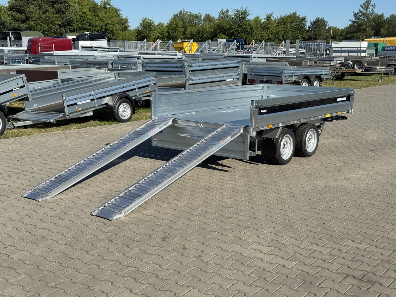 BRENDERUP BT4310STB2700 + najazdy ALU | 308 x 168 cm | 2700kg - Piekabe pašizgāzējs: foto 2 BRENDERUP BT4310STB2700 + najazdy ALU | 308 x 168 cm | 2700kg - Piekabe pašizgāzējs: foto 2