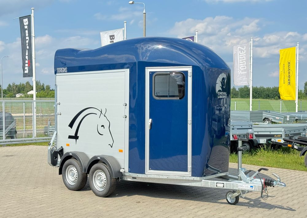 Cheval Liberte Gold Orgin Alu + siodlarnia , do przewozu 2 koni , 2000 kg - Zirgu piekabe: foto 4 Cheval Liberte Gold Orgin Alu + siodlarnia , do przewozu 2 koni , 2000 kg - Zirgu piekabe: foto 4
