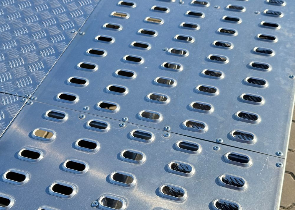 NIEWIADÓW Jupiter 600 x210 cm, 3500 kg - Piekabe autovedējs: foto 5 NIEWIADÓW Jupiter 600 x210 cm, 3500 kg - Piekabe autovedējs: foto 5