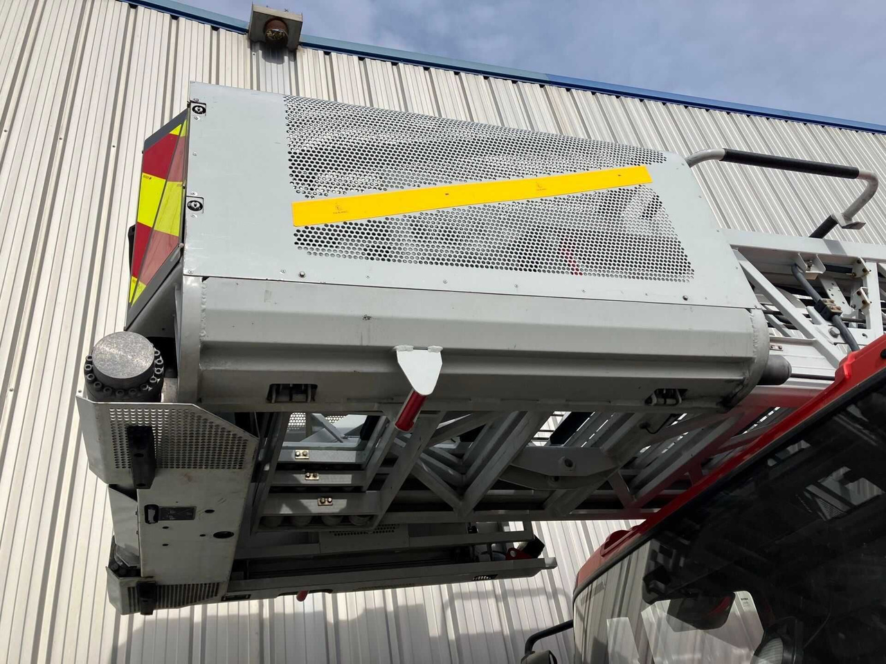 Drabina strażacka 30 m , IVECO Eurocargo Tector 130E24, Camiva EPAS 30 - Ugunsdzēsēju mašīna: foto 5 Drabina strażacka 30 m , IVECO Eurocargo Tector 130E24, Camiva EPAS 30 - Ugunsdzēsēju mašīna: foto 5