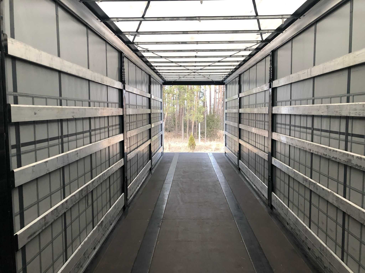 Krone 2023 rok, 93 m3,waga 6200 kg,Certyfikat XL, Multilock, z Niemiec - Tenta puspiekabe: foto 4 Krone 2023 rok, 93 m3,waga 6200 kg,Certyfikat XL, Multilock, z Niemiec - Tenta puspiekabe: foto 4