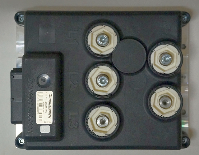 Jungheinrich 51033235 | Rij regeling Drive controller AS2412i index C from ESC21 - Elektroniskais vadības bloks (ECU) - Iekraušanas tehnika: foto 1 Jungheinrich 51033235 | Rij regeling Drive controller AS2412i index C from ESC21 - Elektroniskais vadības bloks (ECU) - Iekraušanas tehnika: foto 1