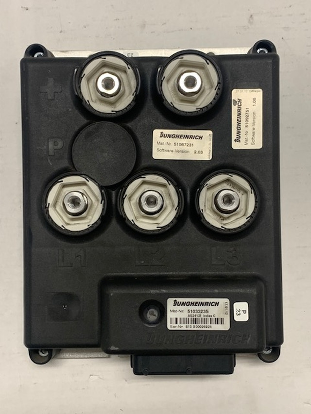 Jungheinrich 51033235 | Rij regeling tbv ERE225 met klapplatform Drive controlle - Elektroniskais vadības bloks (ECU) - Iekraušanas tehnika: foto 1 Jungheinrich 51033235 | Rij regeling tbv ERE225 met klapplatform Drive controlle - Elektroniskais vadības bloks (ECU) - Iekraušanas tehnika: foto 1