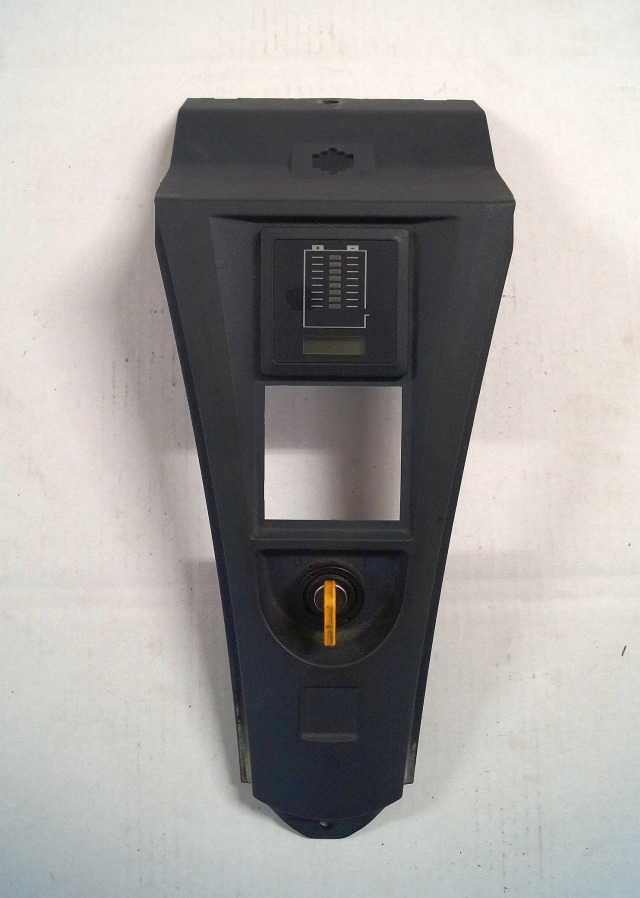 Jungheinrich 51073404 | Console including battery/hour indicator 51201885 - Mērinstrumentu panelis - Iekraušanas tehnika: foto 1 Jungheinrich 51073404 | Console including battery/hour indicator 51201885 - Mērinstrumentu panelis - Iekraušanas tehnika: foto 1