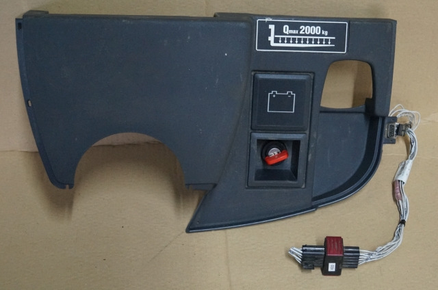 Jungheinrich 51212750 | Dashboard including ignition switch and LED battery indi - Mērinstrumentu panelis - Iekraušanas tehnika: foto 1 Jungheinrich 51212750 | Dashboard including ignition switch and LED battery indi - Mērinstrumentu panelis - Iekraušanas tehnika: foto 1
