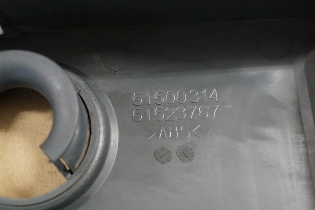 Jungheinrich 51500314 | bonnet including contact key and battery/hour indicator - Rāmis/ Šasija - Iekraušanas tehnika: foto 3 Jungheinrich 51500314 | bonnet including contact key and battery/hour indicator - Rāmis/ Šasija - Iekraušanas tehnika: foto 3