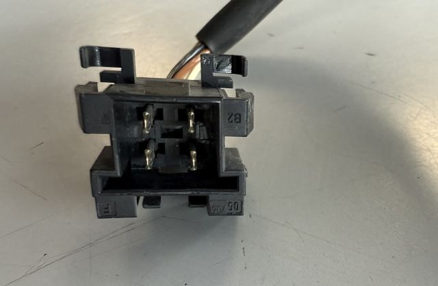 Linde 409324 | Joystick Single Axis Still no. 8409324 sn 0645 125 - Elektrosistēma - Iekraušanas tehnika: foto 3 Linde 409324 | Joystick Single Axis Still no. 8409324 sn 0645 125 - Elektrosistēma - Iekraušanas tehnika: foto 3