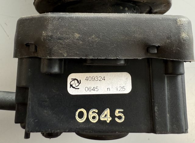 Linde 409324 | Joystick Single Axis Still no. 8409324 sn 0645 125 - Elektrosistēma - Iekraušanas tehnika: foto 2 Linde 409324 | Joystick Single Axis Still no. 8409324 sn 0645 125 - Elektrosistēma - Iekraušanas tehnika: foto 2