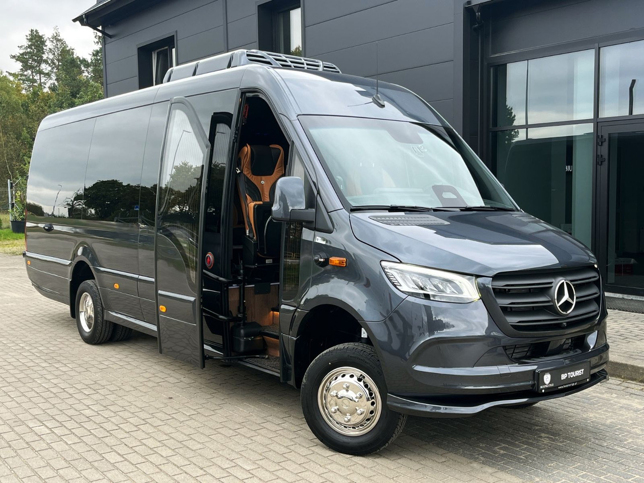 Mercedes-Benz Sprinter 519 AWD 4x4 TOURIST / 21 to 24 Seats - Mikroautobuss, Pasažieru furgons: foto 3 Mercedes-Benz Sprinter 519 AWD 4x4 TOURIST / 21 to 24 Seats - Mikroautobuss, Pasažieru furgons: foto 3