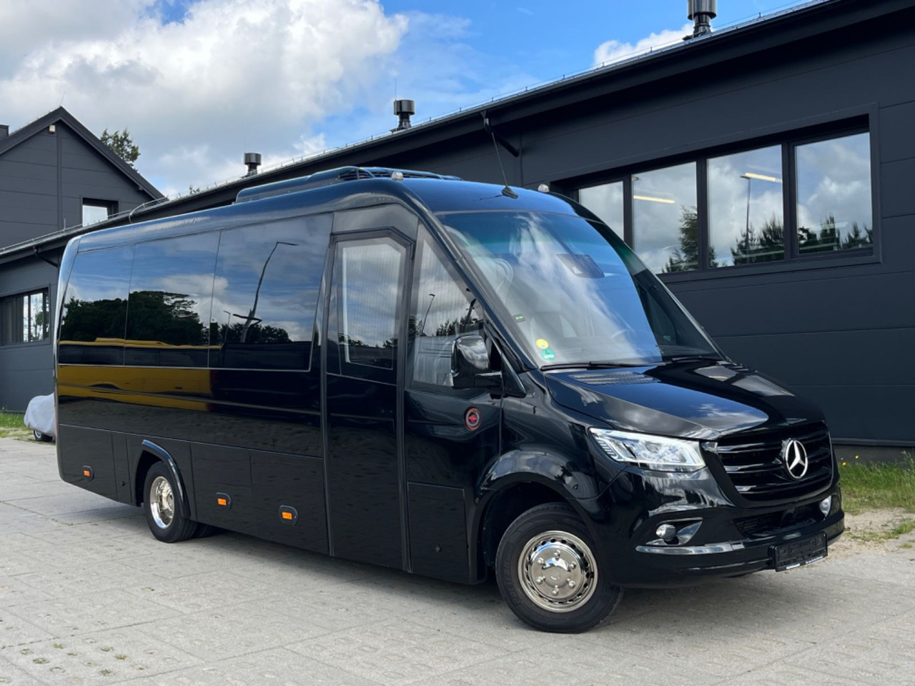 Mercedes-Benz Sprinter 519 HIGH DECK/ 3.0 V6 /LUXURY Bus/ 6.8t - Starppilsētu autobuss: foto 2 Mercedes-Benz Sprinter 519 HIGH DECK/ 3.0 V6 /LUXURY Bus/ 6.8t - Starppilsētu autobuss: foto 2