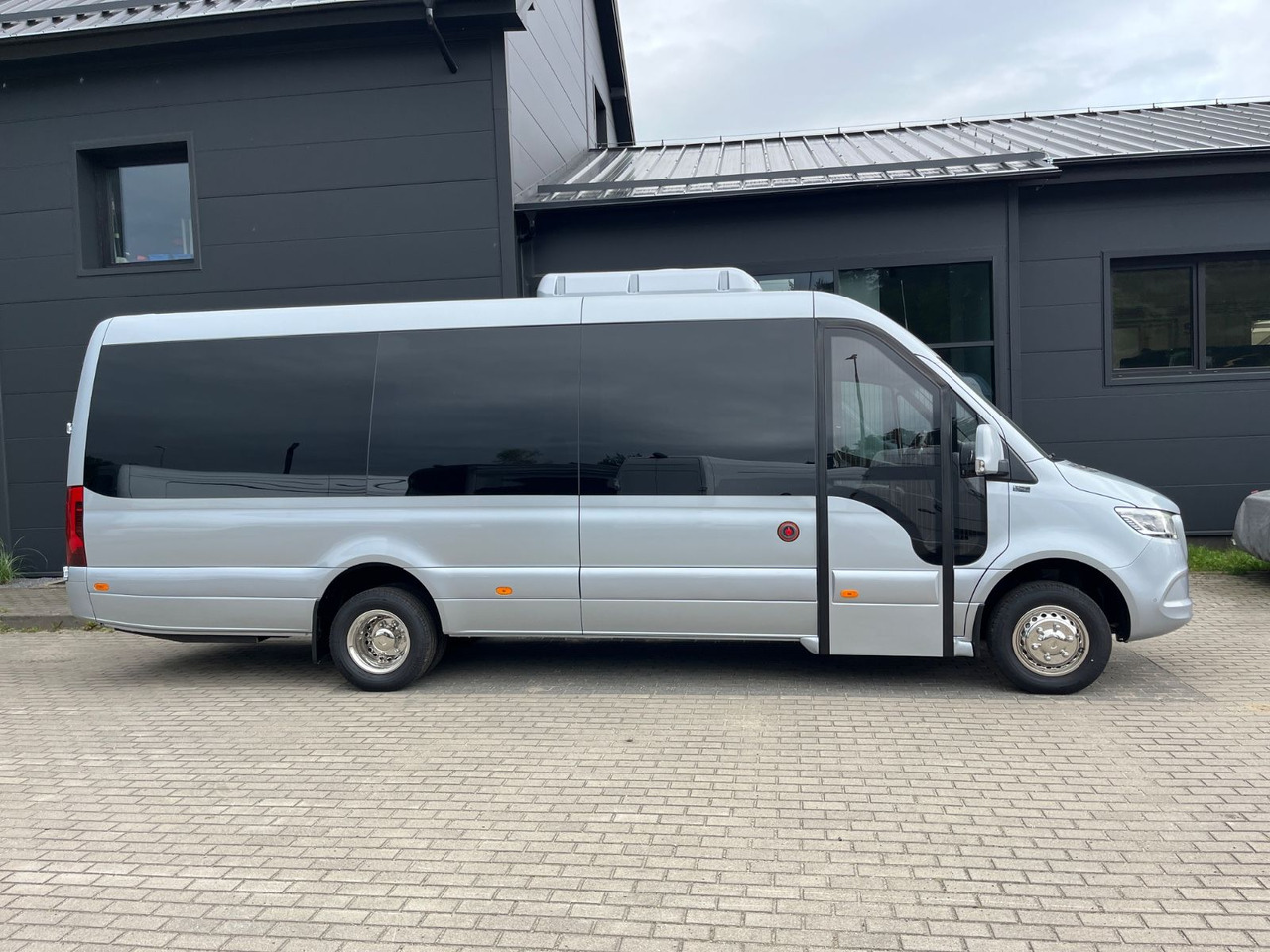 Mercedes-Benz Sprinter 519 TRANSFER XL / 22+1+1 / ON STOCK!!! Mercedes-Benz Sprinter 519 TOURIST XL/ 21-24 Seats/ IN STOCK! - Mikroautobuss, Pasažieru furgons: foto 4 Mercedes-Benz Sprinter 519 TRANSFER XL / 22+1+1 / ON STOCK!!! Mercedes-Benz Sprinter 519 TOURIST XL/ 21-24 Seats/ IN STOCK! - Mikroautobuss, Pasažieru furgons: foto 4