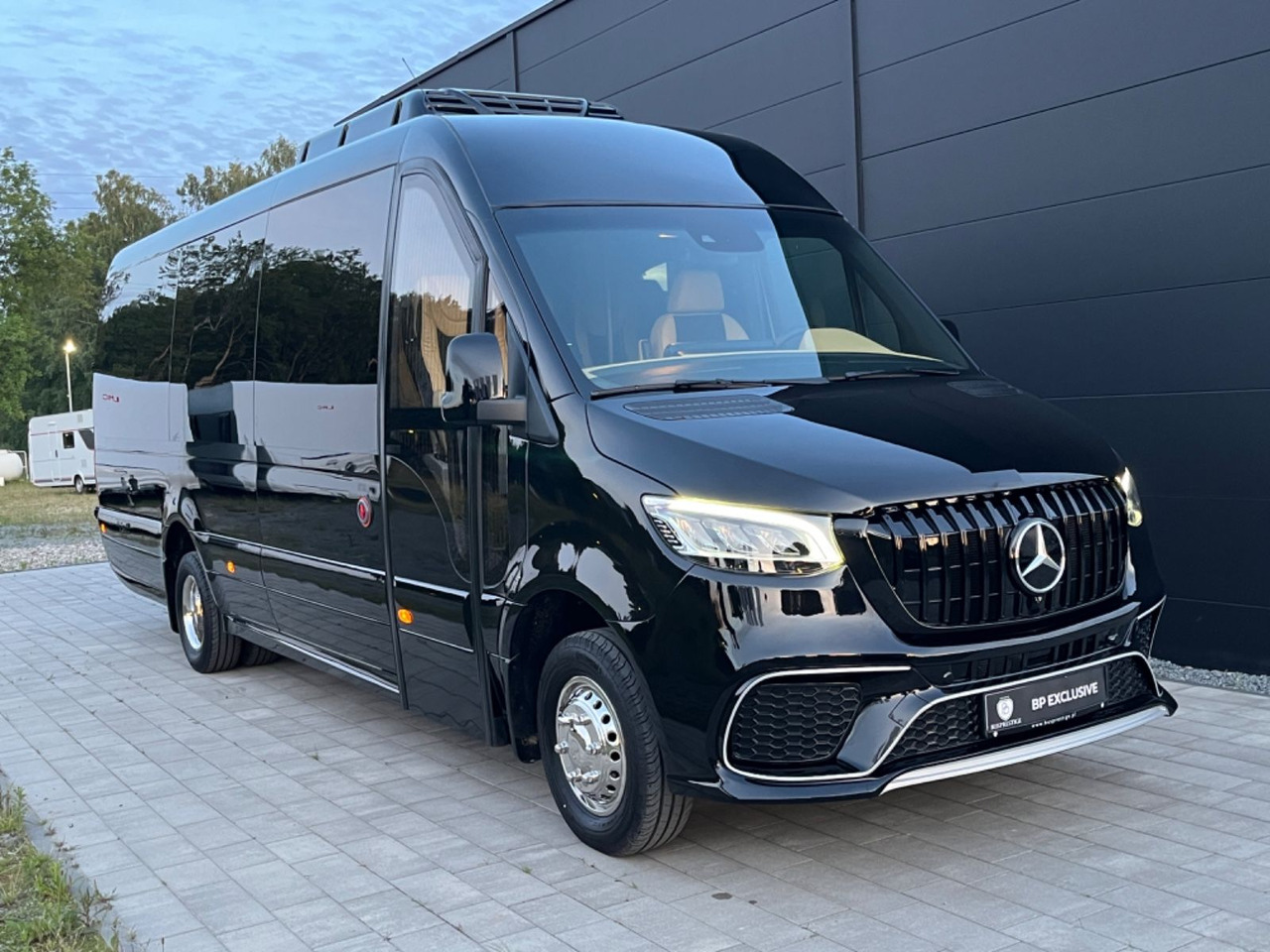 Mercedes-Benz Sprinter 519 XL /19+1+1/Luxury Bus /Coming Soon! Mercedes-Benz Sprinter 519 XL /19+1+1/Luxury /Panorama Windows - Mikroautobuss, Pasažieru furgons: foto 2 Mercedes-Benz Sprinter 519 XL /19+1+1/Luxury Bus /Coming Soon! Mercedes-Benz Sprinter 519 XL /19+1+1/Luxury /Panorama Windows - Mikroautobuss, Pasažieru furgons: foto 2