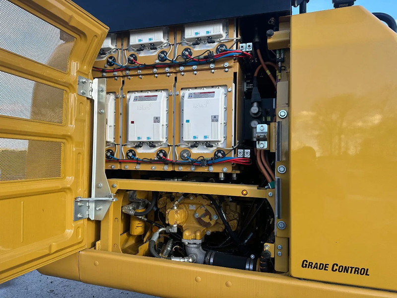 Kāpurķēžu ekskavators Caterpillar 323FL Z-LINE Full Electric: foto 9