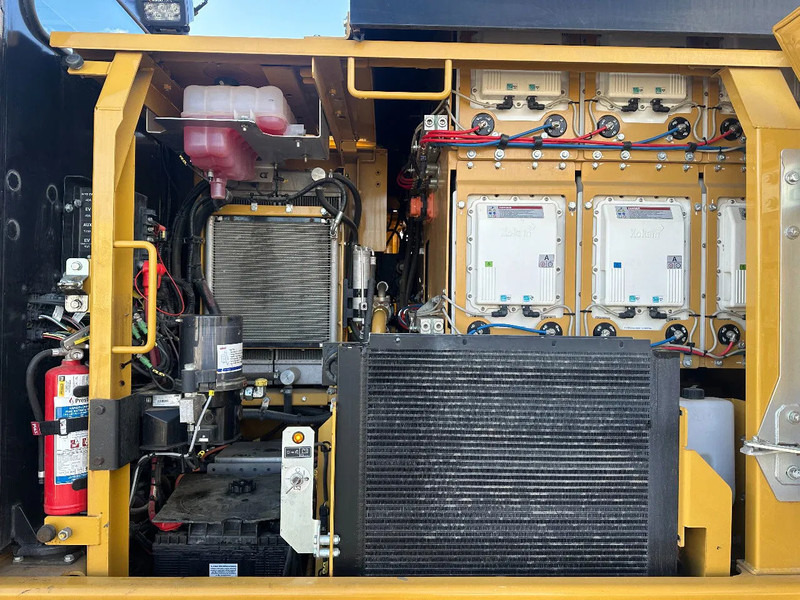 Kāpurķēžu ekskavators Caterpillar 323FL Z-LINE Full Electric: foto 10