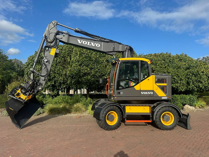 Volvo EWR170 E - Engcon EC319 DC3 - UNUSED - Riteņu ekskavators: foto 1 Volvo EWR170 E - Engcon EC319 DC3 - UNUSED - Riteņu ekskavators: foto 1