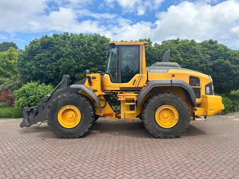 Volvo L120 H - Riteņu iekrāvējs: foto 1 Volvo L120 H - Riteņu iekrāvējs: foto 1