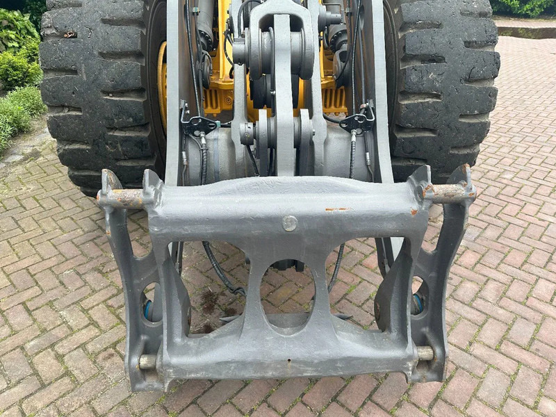 Volvo L120 H - Riteņu iekrāvējs: foto 5 Volvo L120 H - Riteņu iekrāvējs: foto 5
