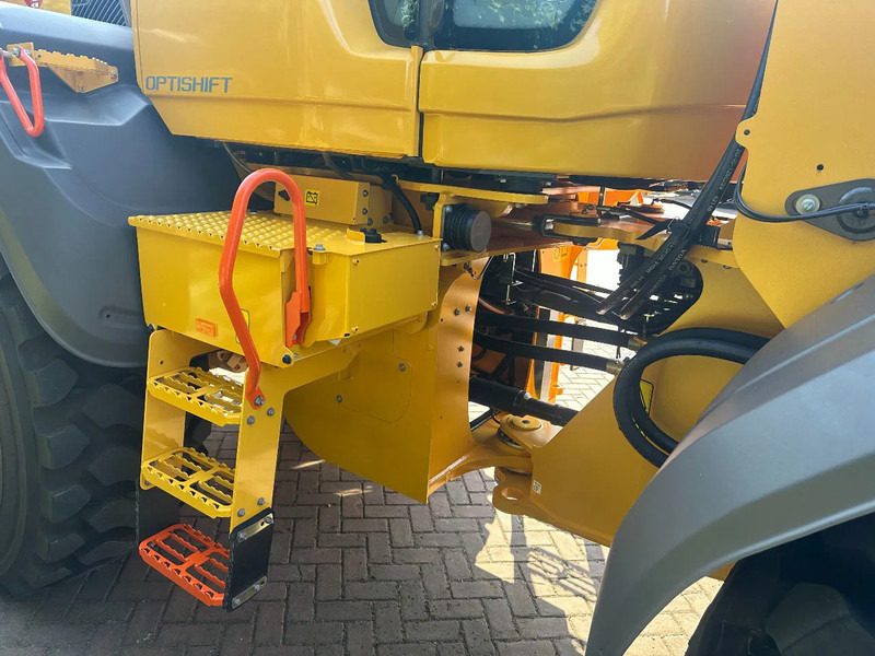 Jaunā Riteņu iekrāvējs Volvo L120 H2 UNUSED: foto 9