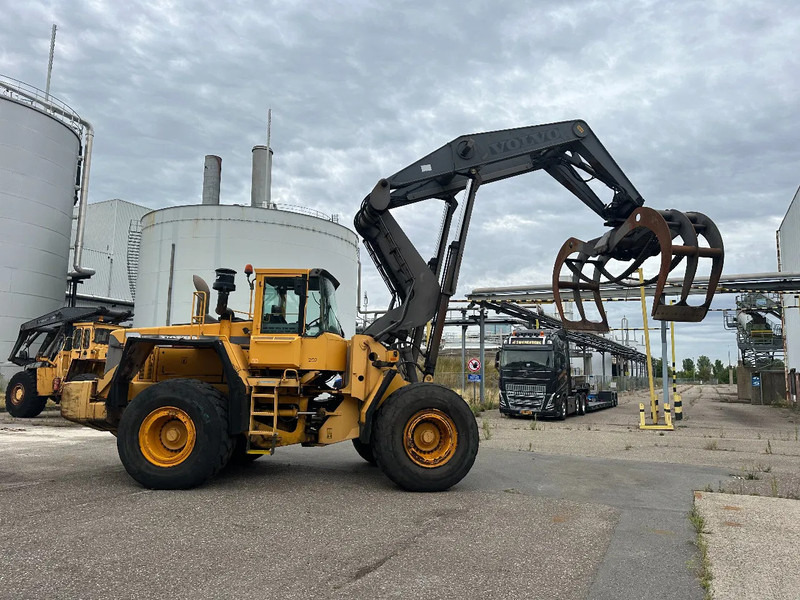 Volvo L180 C High Lift - Meža piekabe: foto 1 Volvo L180 C High Lift - Meža piekabe: foto 1