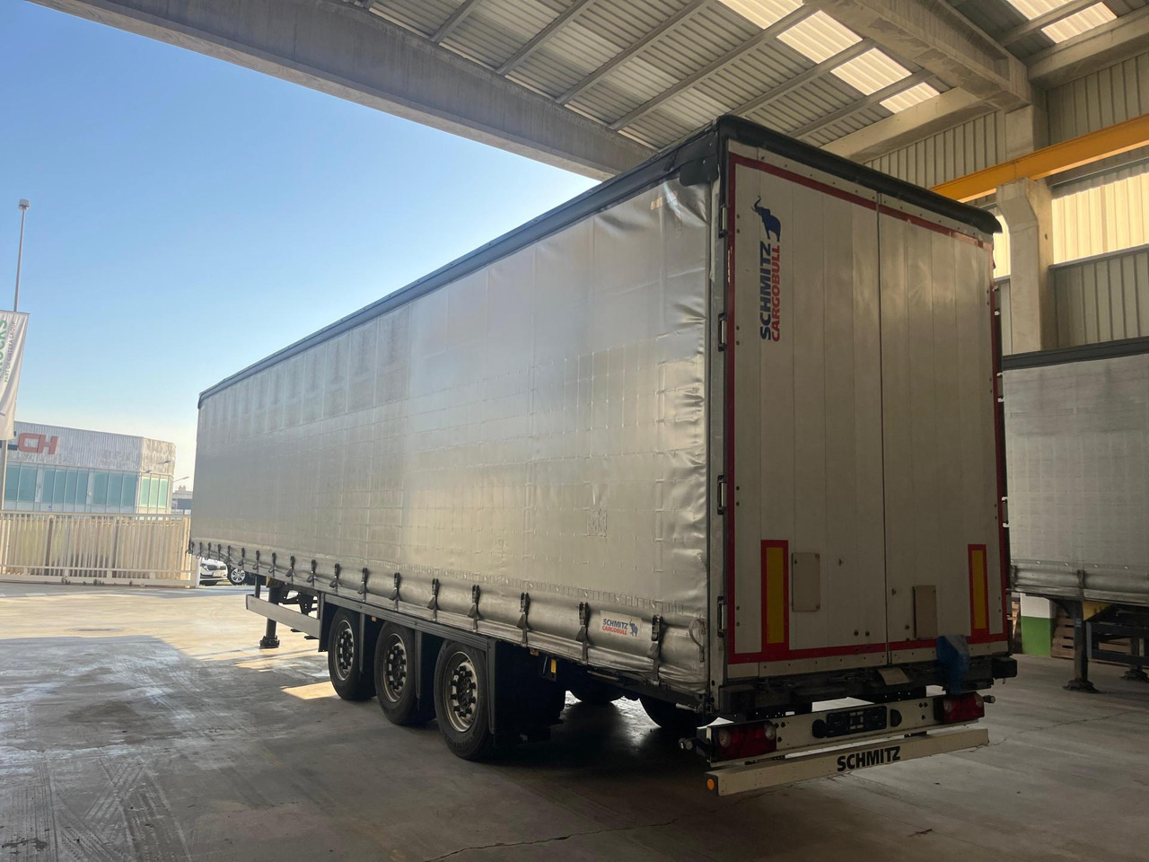 Schmitz Cargobull SCS24/L Varios - Tenta puspiekabe: foto 4 Schmitz Cargobull SCS24/L Varios - Tenta puspiekabe: foto 4
