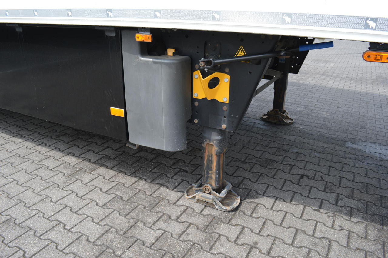 Schmitz Cargobull SKO FP 45 ThermoKing SLXi 300 - Puspiekabe refrižerators: foto 4 Schmitz Cargobull SKO FP 45 ThermoKing SLXi 300 - Puspiekabe refrižerators: foto 4
