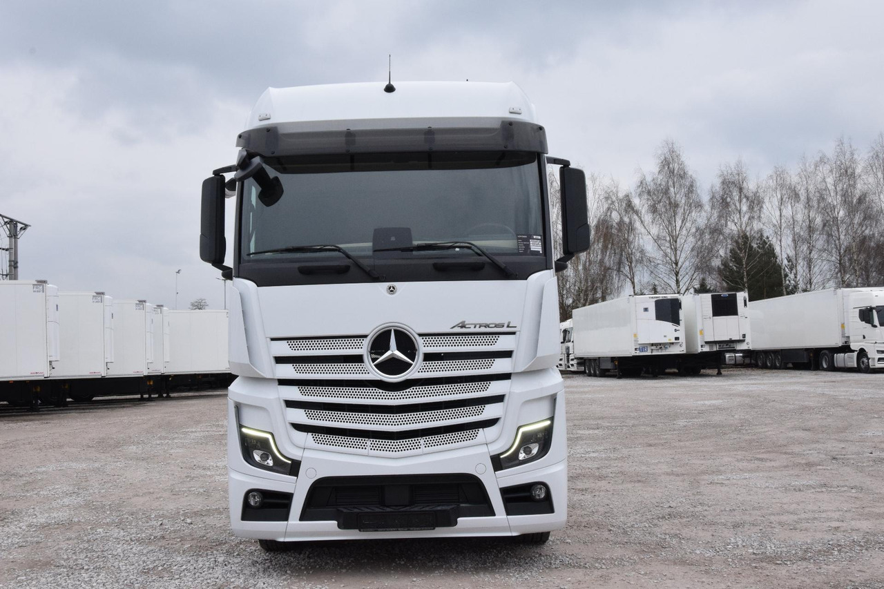 Mercedes-Benz Actros 5 1845 BigSpace - Vilcējs: foto 2 Mercedes-Benz Actros 5 1845 BigSpace - Vilcējs: foto 2