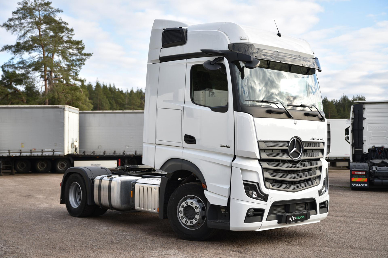 Mercedes-Benz Actros 5 1845 BigSpace - Vilcējs: foto 3 Mercedes-Benz Actros 5 1845 BigSpace - Vilcējs: foto 3