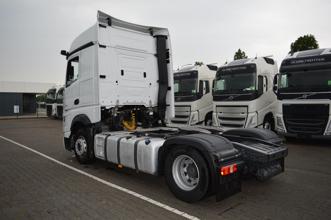 Vilcējs Mercedes-Benz Actros 5 1845 BigSpace Max tanks: foto 6