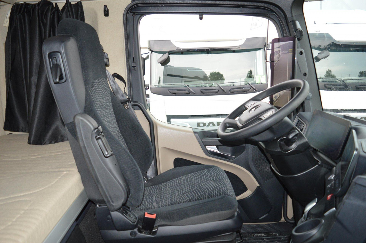 Vilcējs Mercedes-Benz Actros 5 1845 BigSpace Max tanks: foto 11