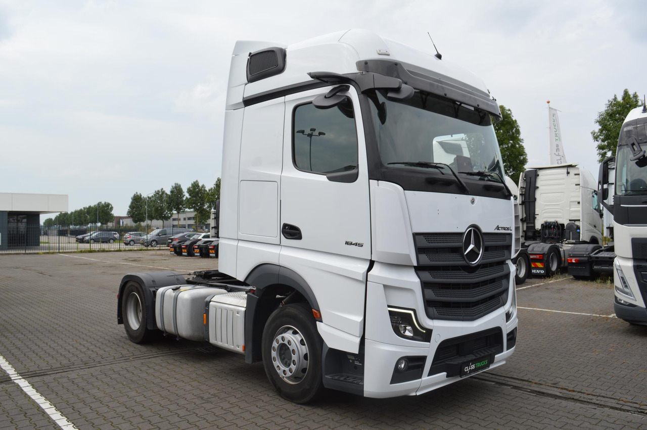 Mercedes-Benz Actros 5 1845 BigSpace - Vilcējs: foto 3 Mercedes-Benz Actros 5 1845 BigSpace - Vilcējs: foto 3