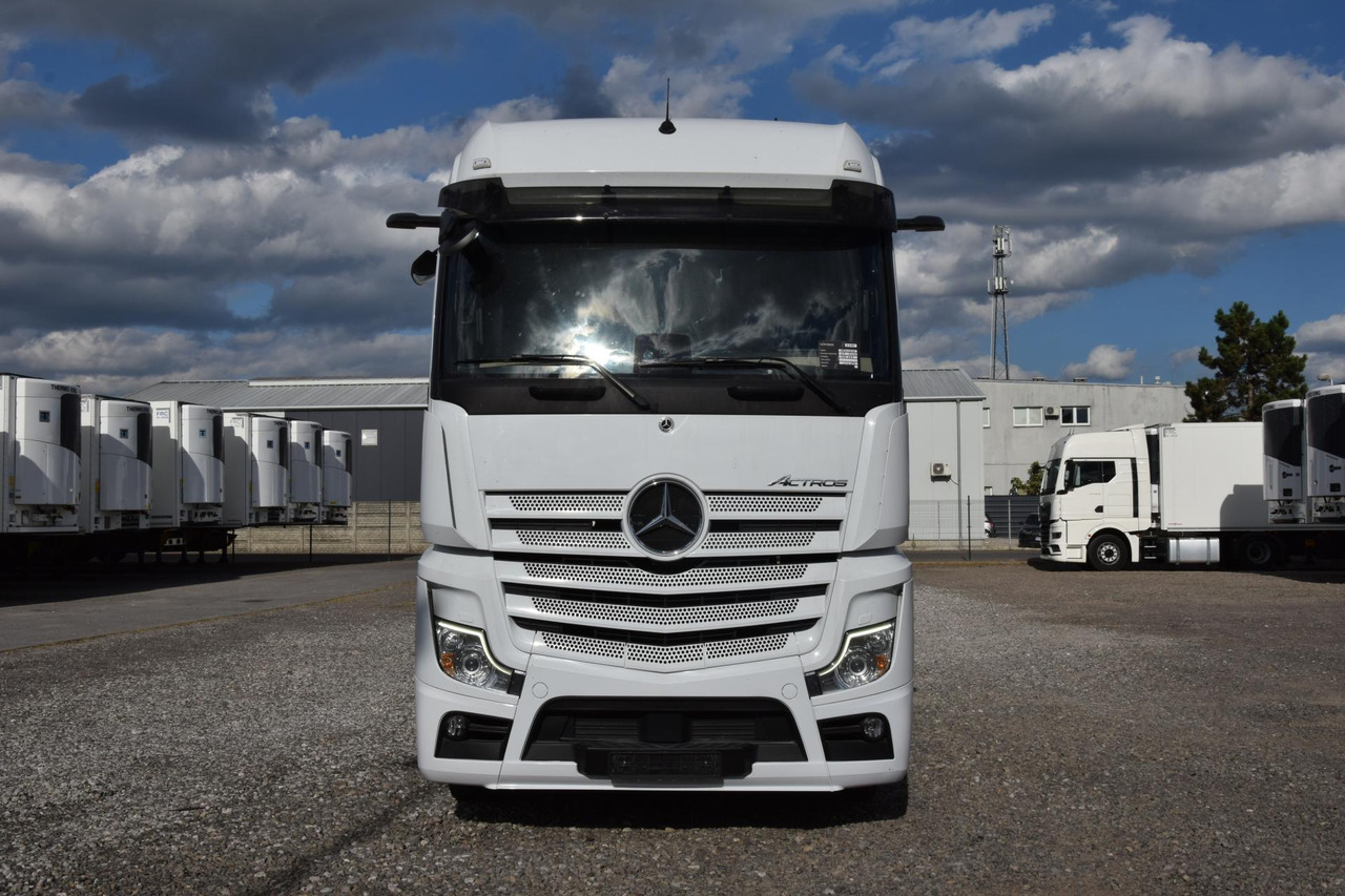 Mercedes-Benz Actros 5 1845 BigSpace - Vilcējs: foto 2 Mercedes-Benz Actros 5 1845 BigSpace - Vilcējs: foto 2