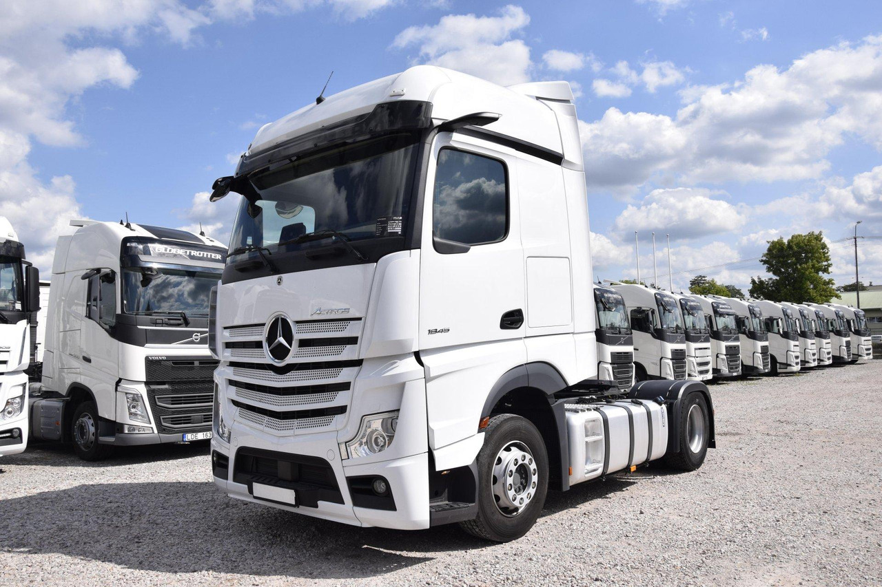 Mercedes-Benz Actros 5 1845 BigSpace - Vilcējs: foto 1 Mercedes-Benz Actros 5 1845 BigSpace - Vilcējs: foto 1