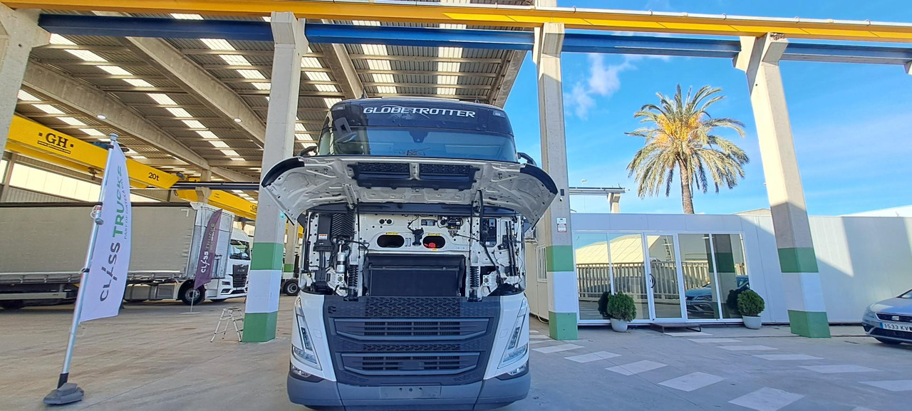 Volvo FH 460 Globetrotter XL Retarder i-Save - Vilcējs: foto 4 Volvo FH 460 Globetrotter XL Retarder i-Save - Vilcējs: foto 4