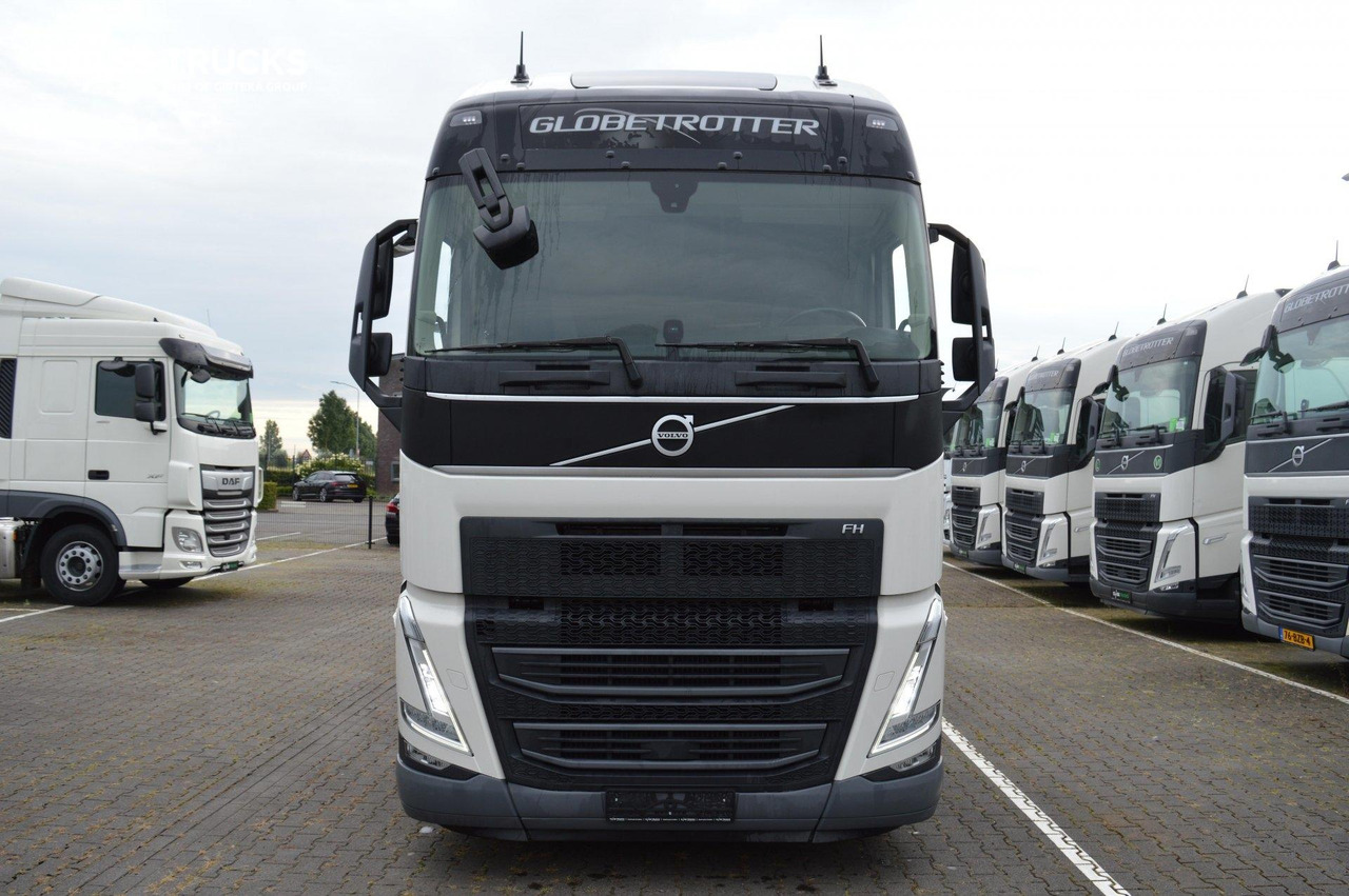 Volvo FH 460 Globetrotter XL i-Save - Vilcējs: foto 2 Volvo FH 460 Globetrotter XL i-Save - Vilcējs: foto 2