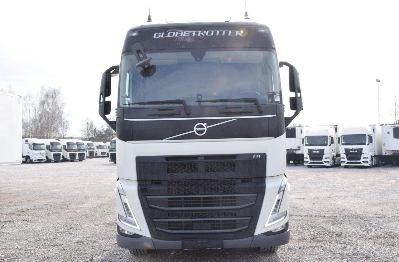 Volvo FH 500 Globetrotter XL - Vilcējs: foto 2 Volvo FH 500 Globetrotter XL - Vilcējs: foto 2