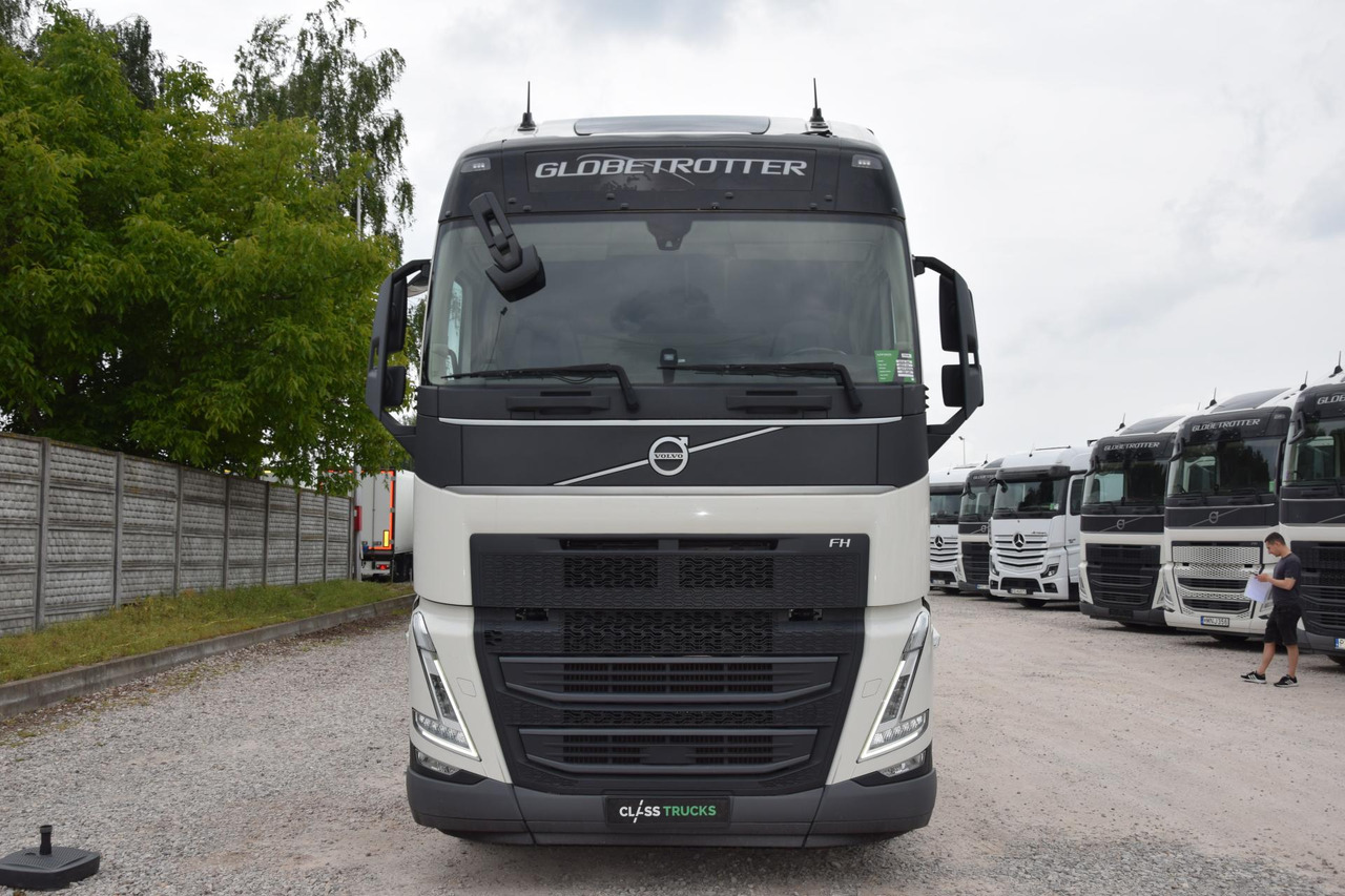 Volvo FH 500 Globetrotter XL - Vilcējs: foto 2 Volvo FH 500 Globetrotter XL - Vilcējs: foto 2