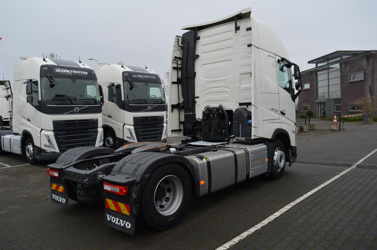 Volvo FH 500 Globetrotter XL - Vilcējs: foto 4 Volvo FH 500 Globetrotter XL - Vilcējs: foto 4