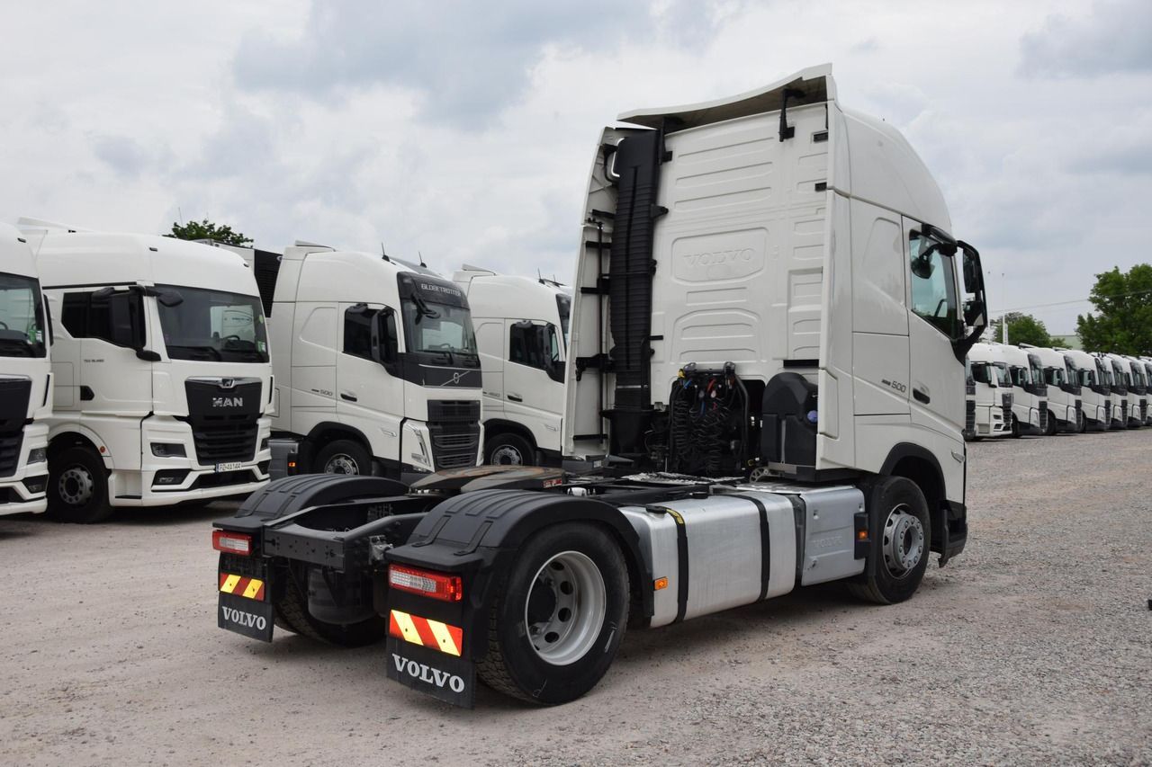 Volvo FH 500 Globetrotter XL - Vilcējs: foto 4 Volvo FH 500 Globetrotter XL - Vilcējs: foto 4