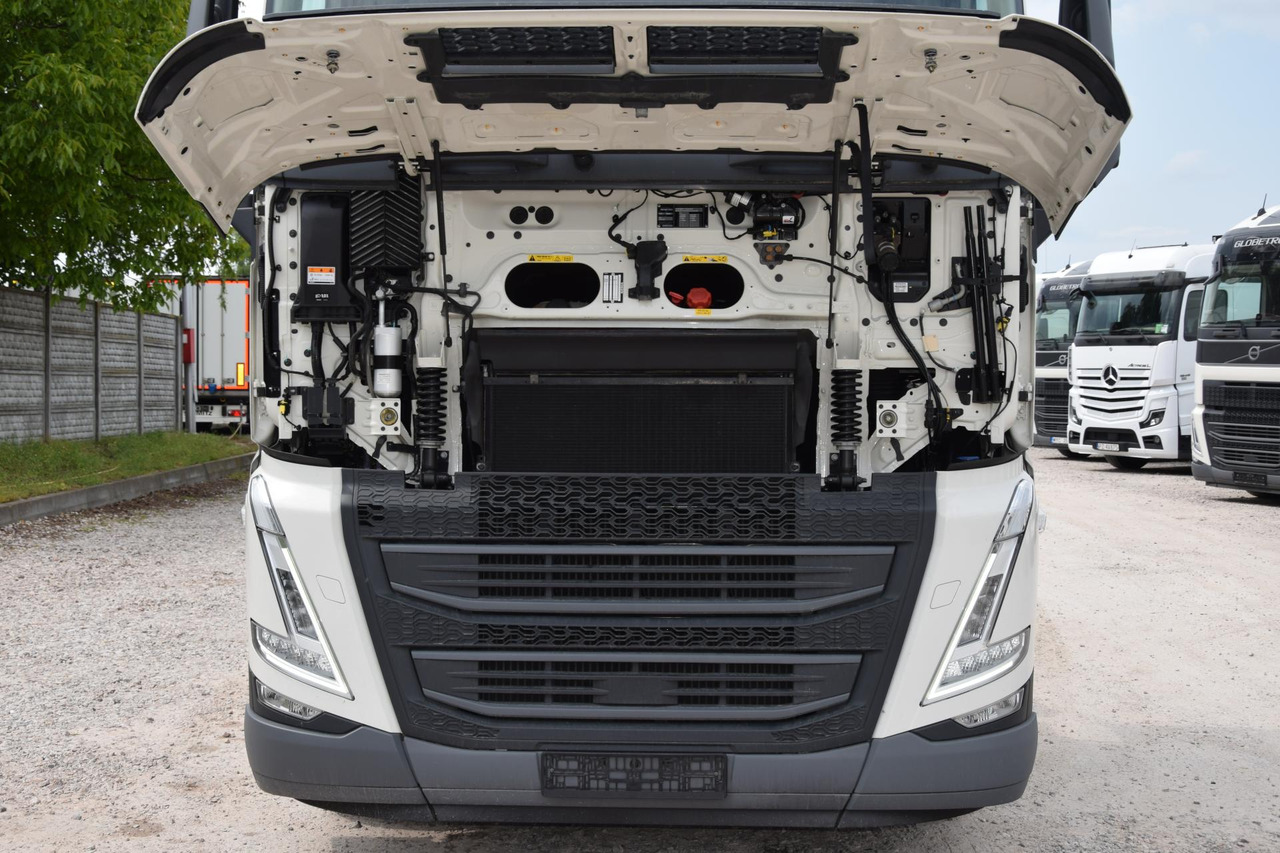 Vilcējs Volvo FH 500 Globetrotter XL: foto 18