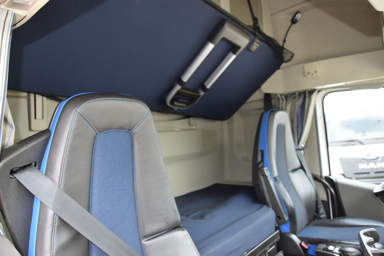 Vilcējs Volvo FH 500 Globetrotter XL: foto 13