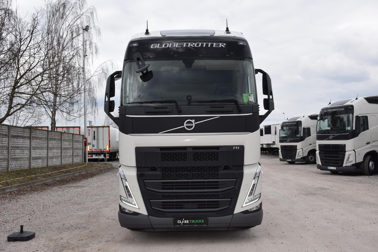 Volvo FH 500 Globetrotter XL - Vilcējs: foto 2 Volvo FH 500 Globetrotter XL - Vilcējs: foto 2