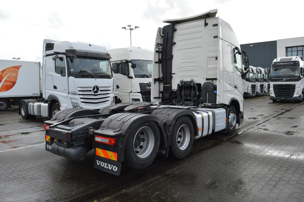 Volvo FH 540 Globetrotter XL Retarder - Vilcējs: foto 4 Volvo FH 540 Globetrotter XL Retarder - Vilcējs: foto 4