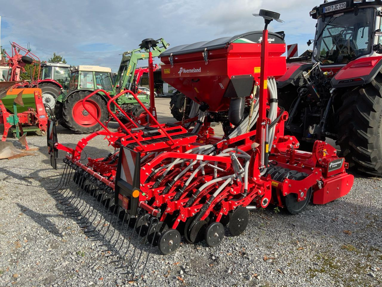 Kverneland SATERRA - Sējmašīna: foto 1 Kverneland SATERRA - Sējmašīna: foto 1