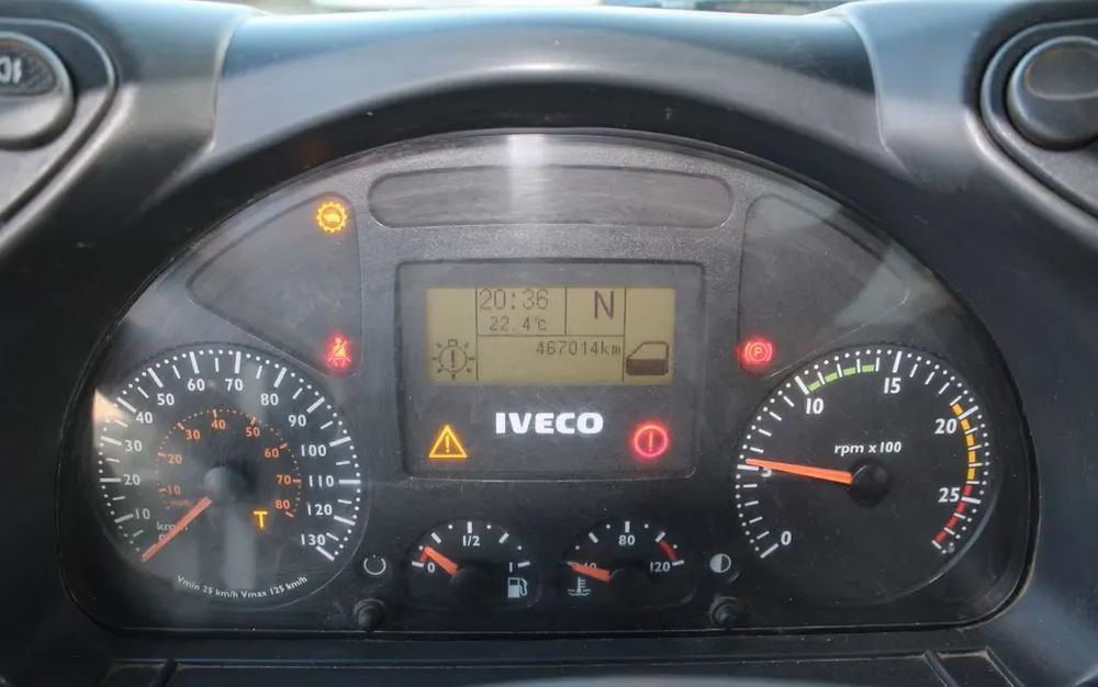 Iveco Trakker 450 | Meiller Trójstronny Wywrot | 8x4 | Euro 5| Retarder | Bordmatic | Klimatyzacja - Kravas automašīna pašizgāzējs: foto 5 Iveco Trakker 450 | Meiller Trójstronny Wywrot | 8x4 | Euro 5| Retarder | Bordmatic | Klimatyzacja - Kravas automašīna pašizgāzējs: foto 5