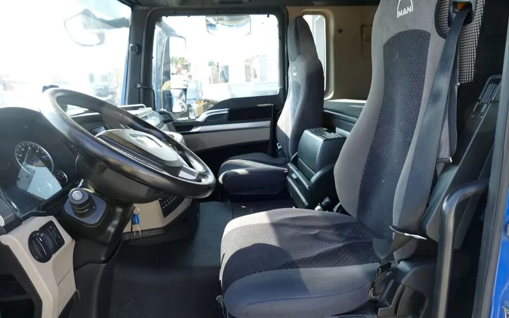 MAN TGS 26.460 – Platforma z żurawiem HDS tylnym do materiałów budowlanych / Retarder / 6x2 / Klima / Euro 6 - Kravas auto ar manipulatoru, Bortu kravas automašīna/ Platforma: foto 5 MAN TGS 26.460 – Platforma z żurawiem HDS tylnym do materiałów budowlanych / Retarder / 6x2 / Klima / Euro 6 - Kravas auto ar manipulatoru, Bortu kravas automašīna/ Platforma: foto 5